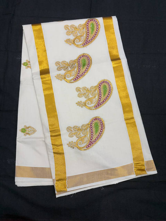 Embroidery Set Saree - Motif Maroon & Green